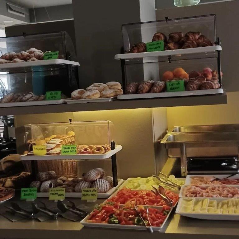 Hotel Torino Лидо ди Йезоло Екстериор снимка